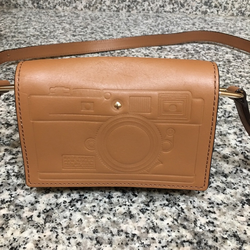 **SOLD**Kate Spade camera bag leather
